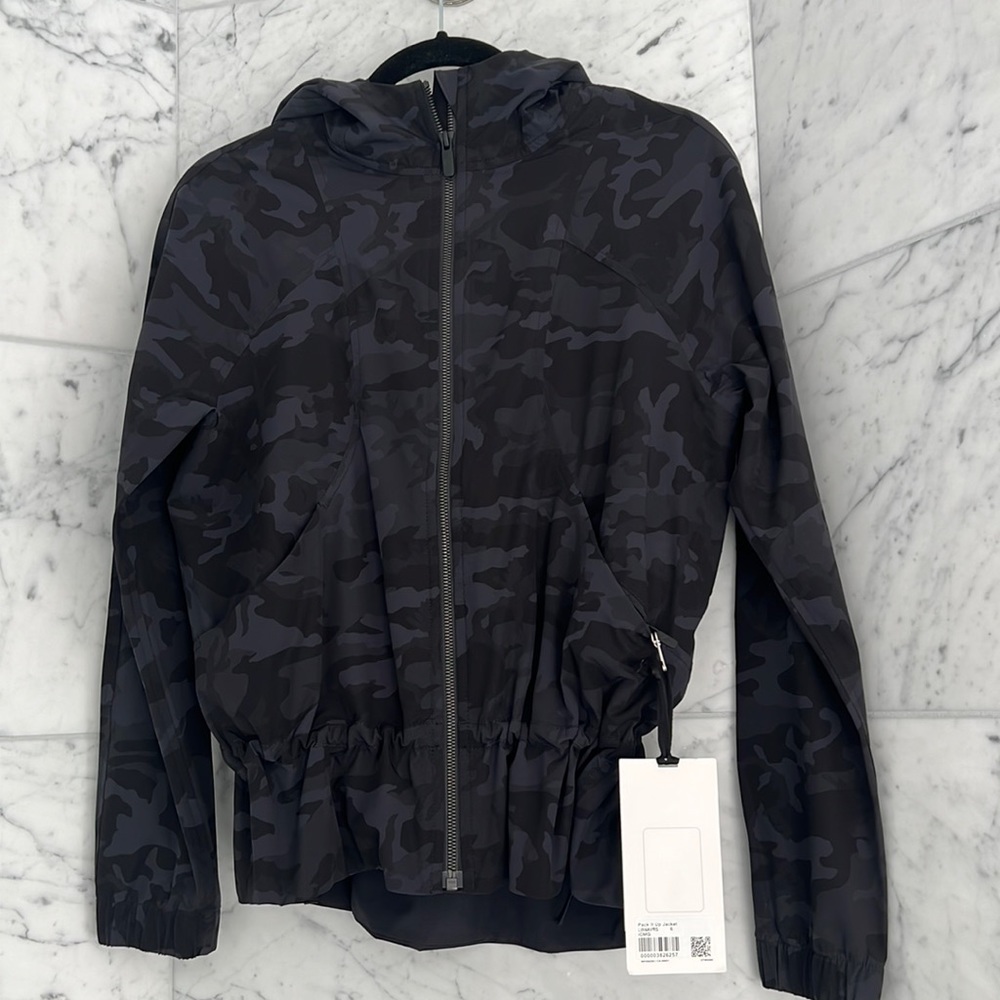 Lululemon Pack it up jacket
